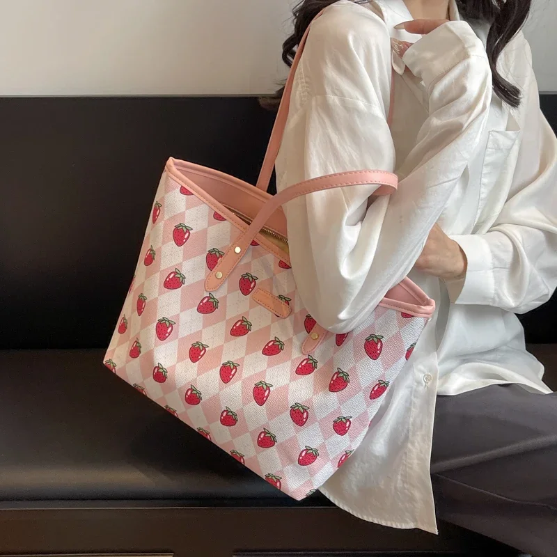 Strawberry PU Large Capacity Cute Shoulder Bags Zipper Commuting Fresh Fashion Hand Bags for Women 2024 High Quality Tote