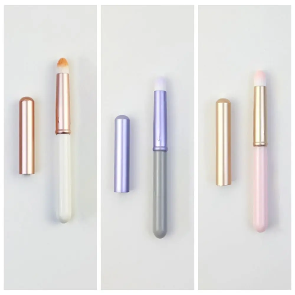 Easy To Carry Multi-Purpose Lip Brush Professional Round Head Mini Concealer Brush Portable Strong Coverage Lipstick Brush Gifts