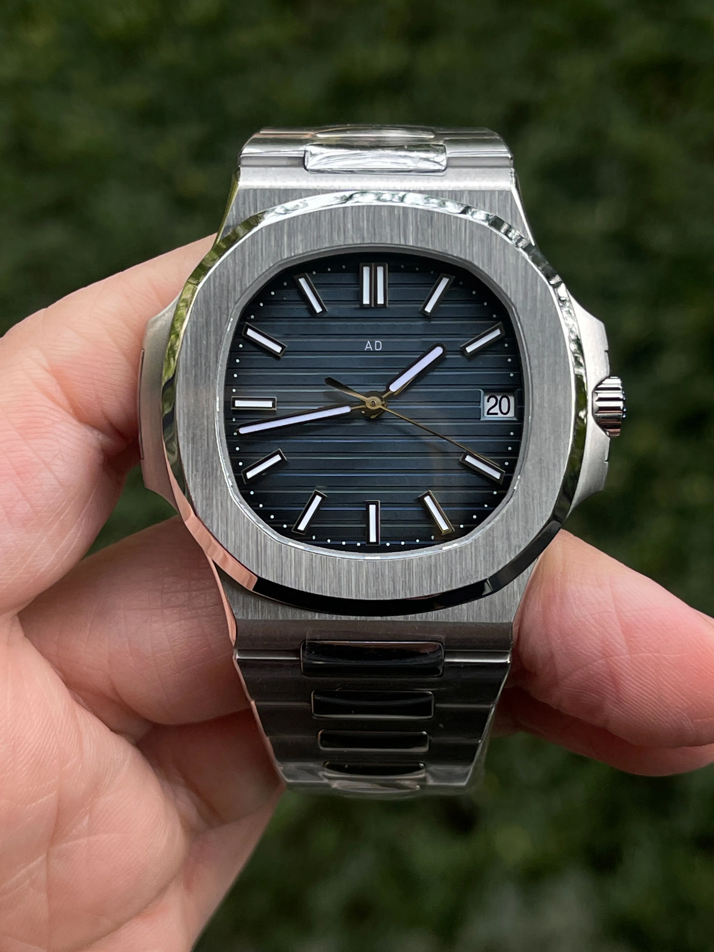 ساعة Lu Best xu عالية الجودة Pa pp tek 5711/5811 40 مللي متر/41 مللي متر 324/330 ميكانيكية أوتوماتيكية أفضل جودة ساعة رجالية باللون الأزرق والرمادي والأبيض