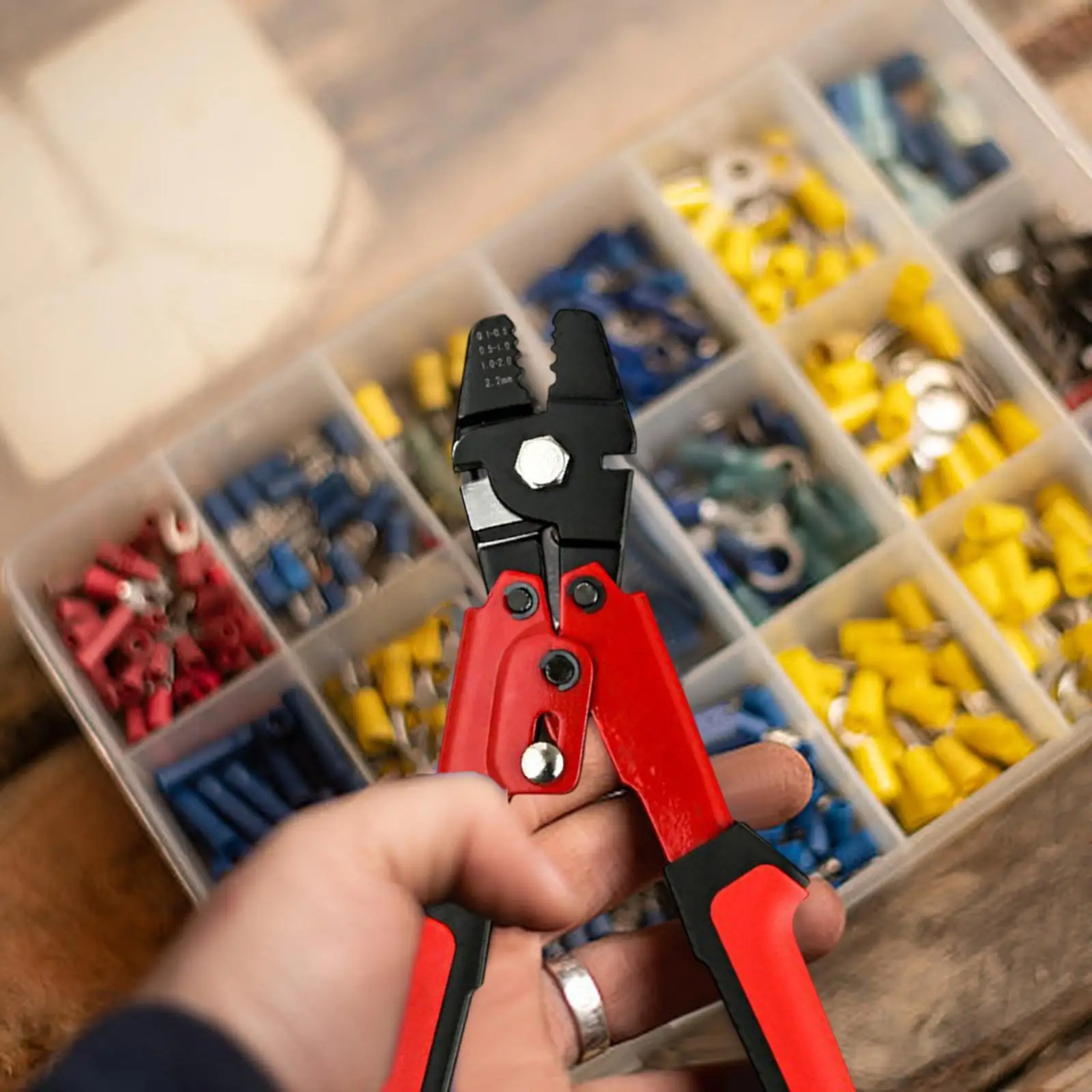 

Fishing Wire Crimping Tool Aluminum Copper Pipe Crimper for Fishing Lines 0.1-2.2mm Steel Wire Loop Sleeves Sea Fishing Anglers