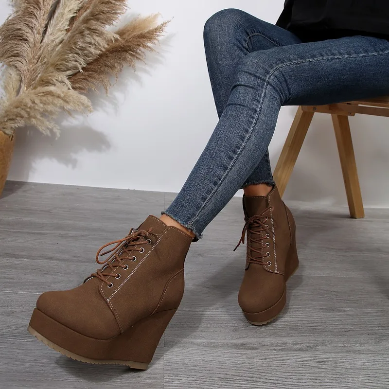 Roman Ladies Shoes 2023 Retro Lace Up Women\'s Boots Comfortable Wedge Platform Boots High Quality Winter Warm Brown Modern Boots