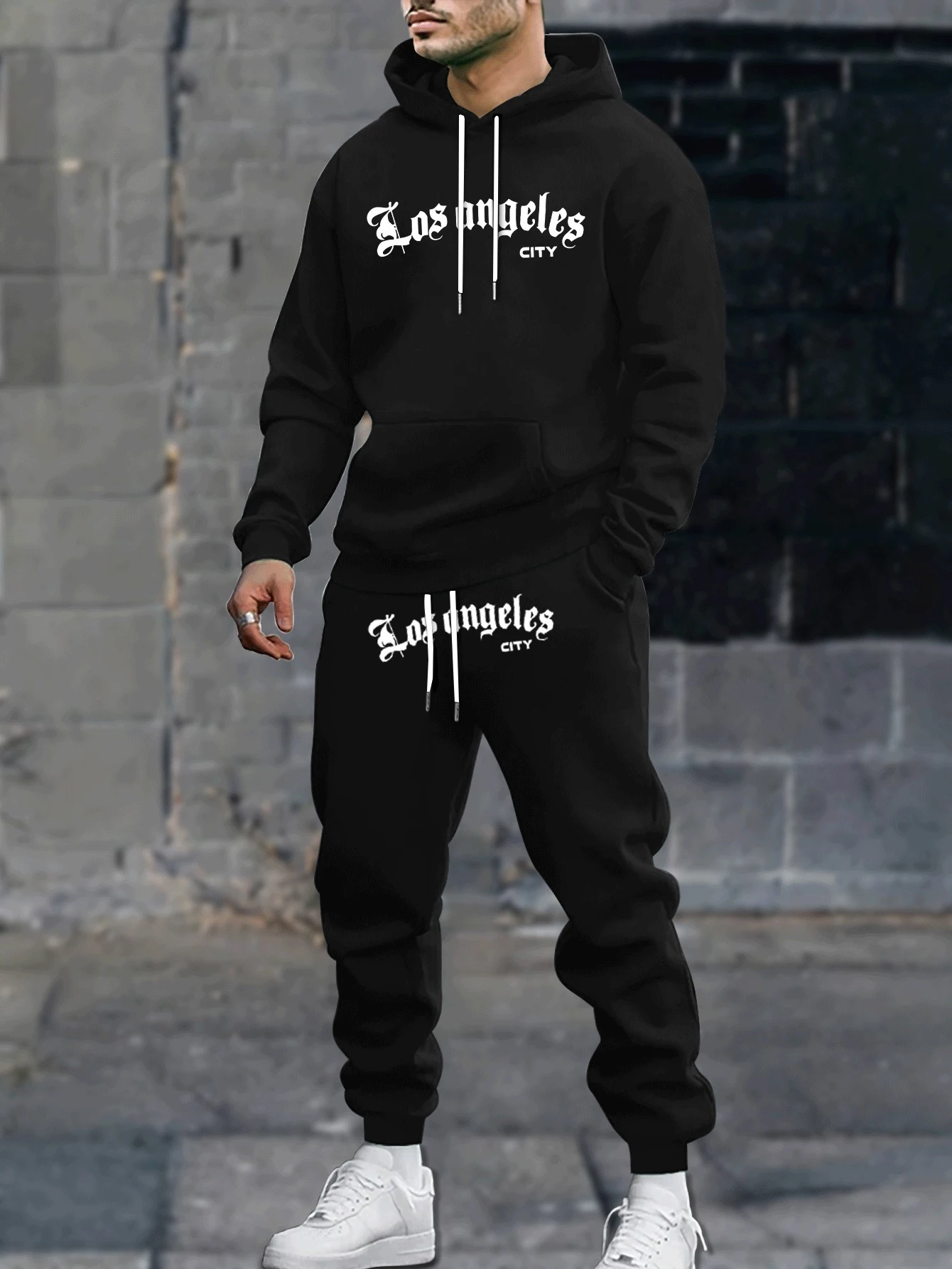 

The new men's hoodie set for Spring and Autumn 2025 is comfortable soft casual and fashionable with 3D printed letters
