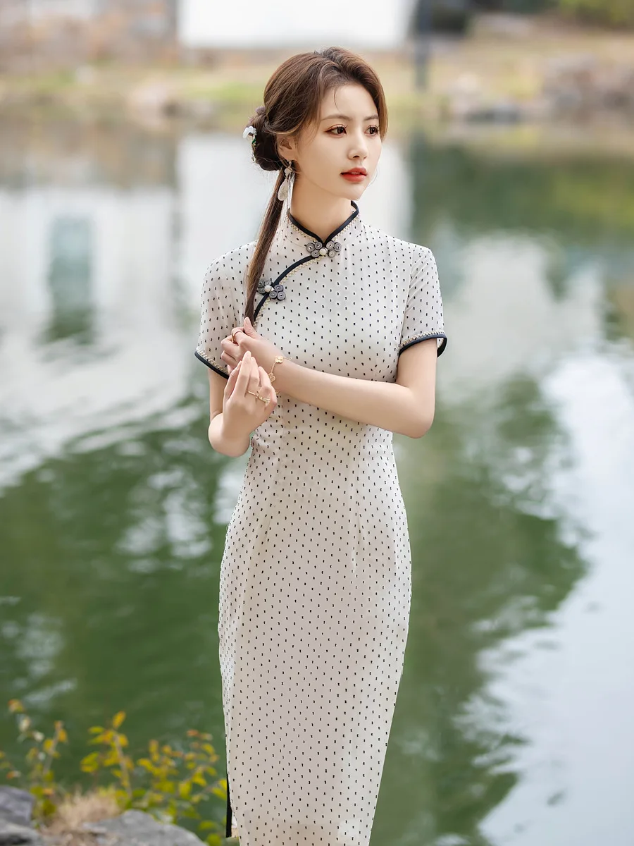 Polka Dot Sexy Slim Qipao Summer Short Sleeve Chinese Dress Elegant Classic Traditional Chinese Women Cheongsam image 4