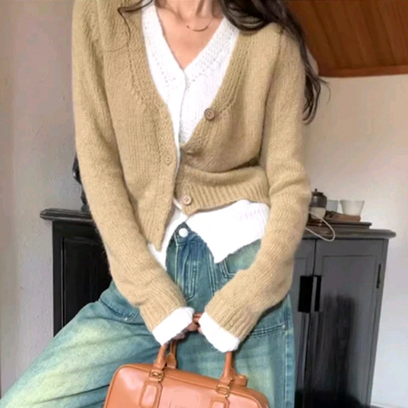 سترة تريكو غير رسمية برقبة على شكل حرف v موضة خريف 2025 معاطف نسائية أنيقة على الطراز الكوري بأكمام طويلة سترة محبوكة بقصة ضيقة #2