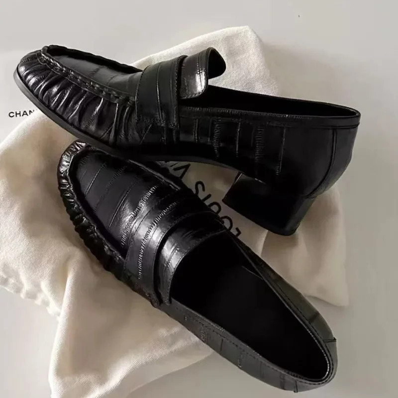 

High-end Women's Shoes Fashion Genuine Leather Comfortable Loafers Designer Shoes for Women Luxury Sports Shoes Zapatos De Mujer