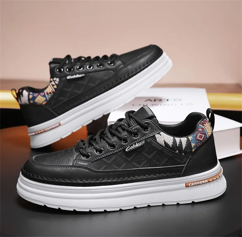 

Men's Casual Shoes Fashion Trend Low Top Thick Soled 2025 Autumn New Versatile Comfortable Non Slip Design Chunky Sneakers