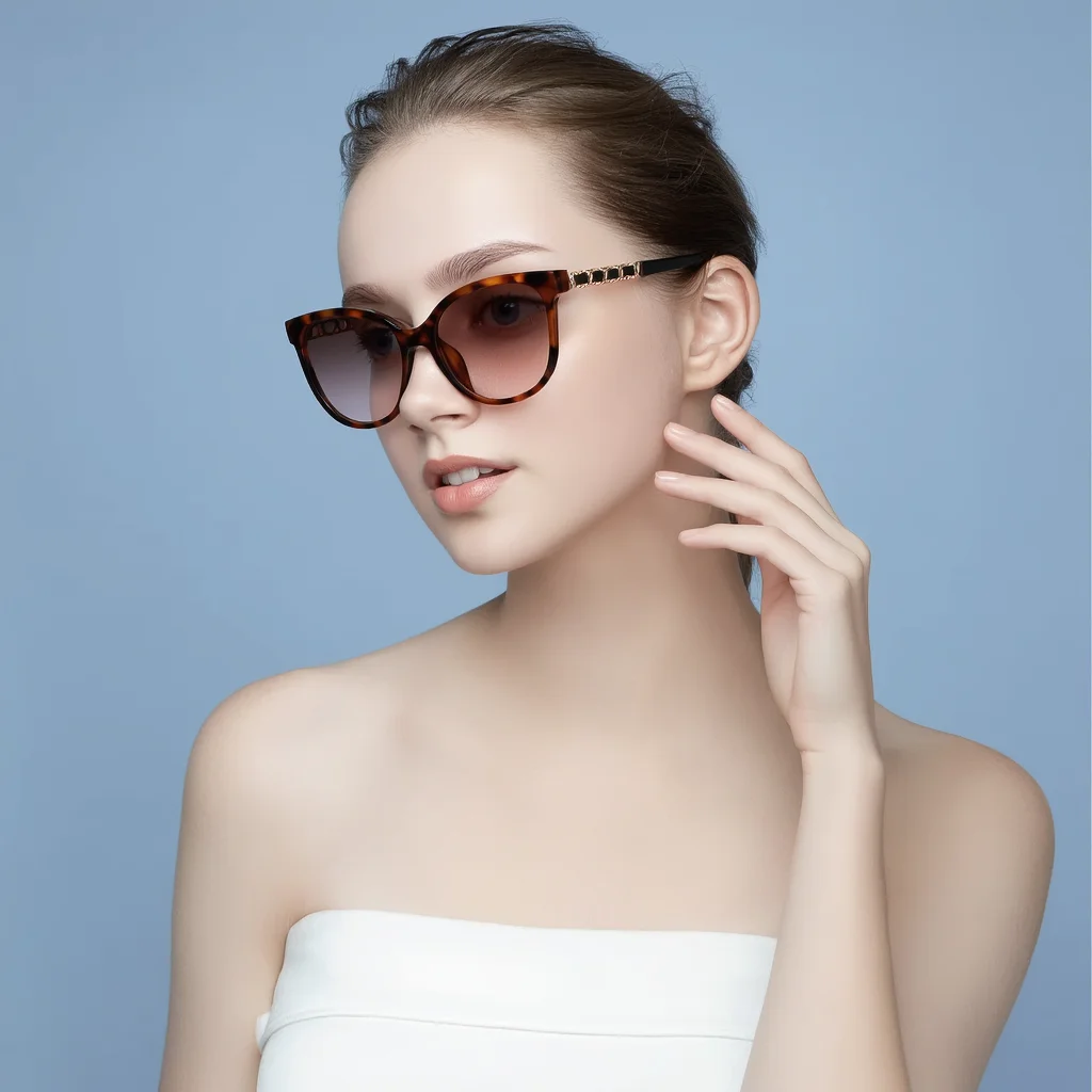 Damenmode-Sonnenbrille mit Metallkettendekoration, elegante und sonnenschützende Brille