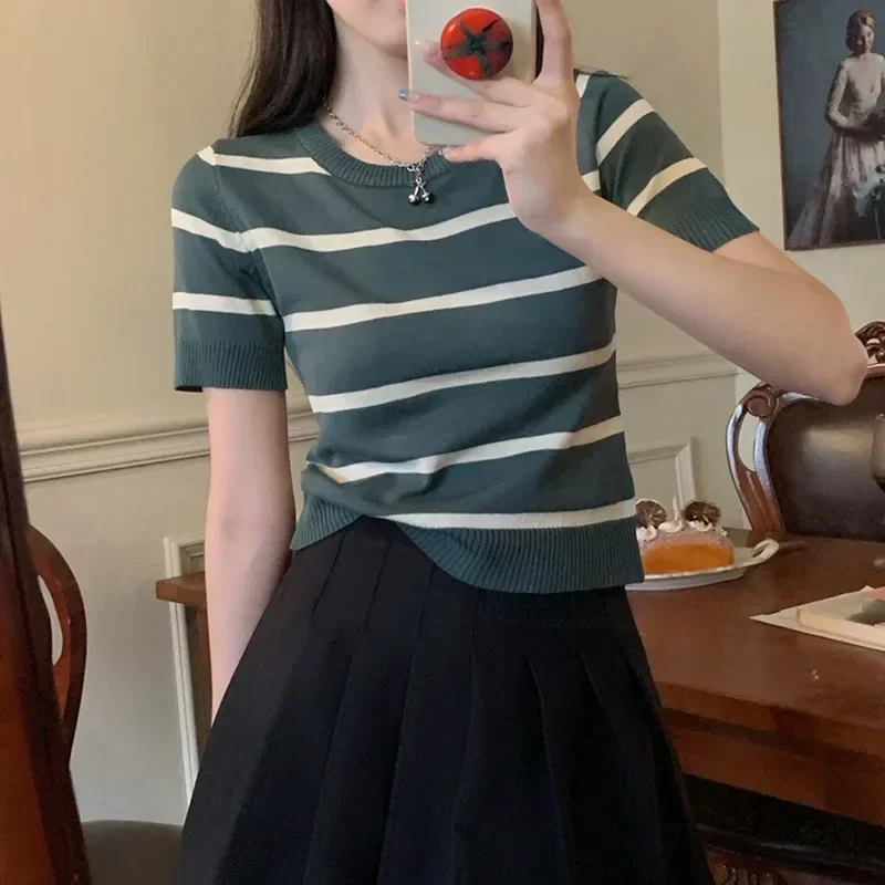 

2025 Vintage Stripe Knitted T-Shirt Women's Spring Summer All-matched O- Neck Short Sleeve Slim Short Shirt Tops Women Clothing