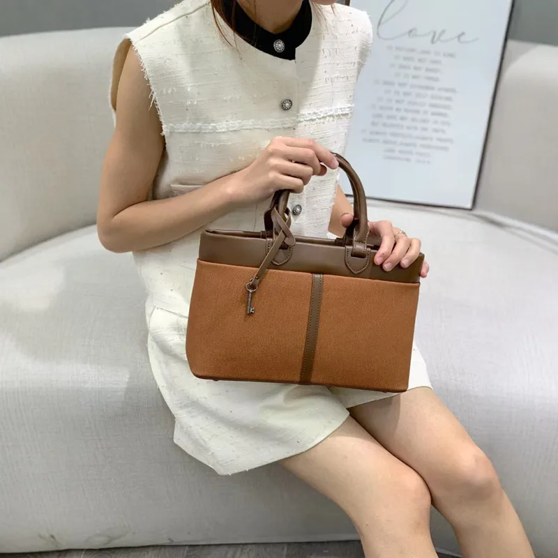 

2025 Trend Brand Large Capacity Tote Bags With Key Women Luxury Designer Patchwork Handbags Travel Fashion Casual Shoulder Bags