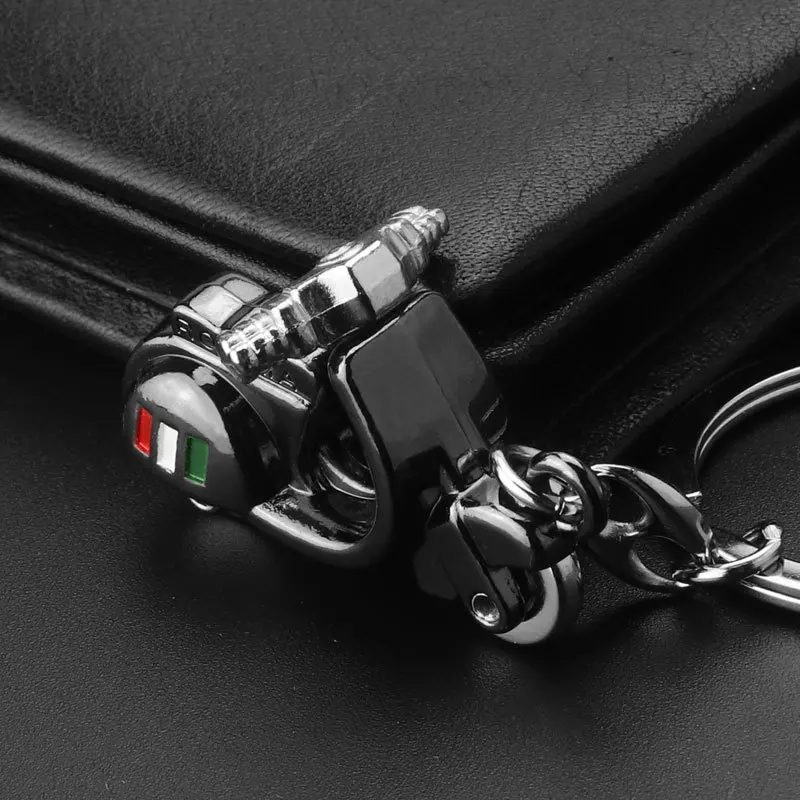 2024 originality 3D Motorcycle Car Key Ring Scooter Car Key Chains Keyfob Classic Electric Cars Keyring Pendant Unisex Gift