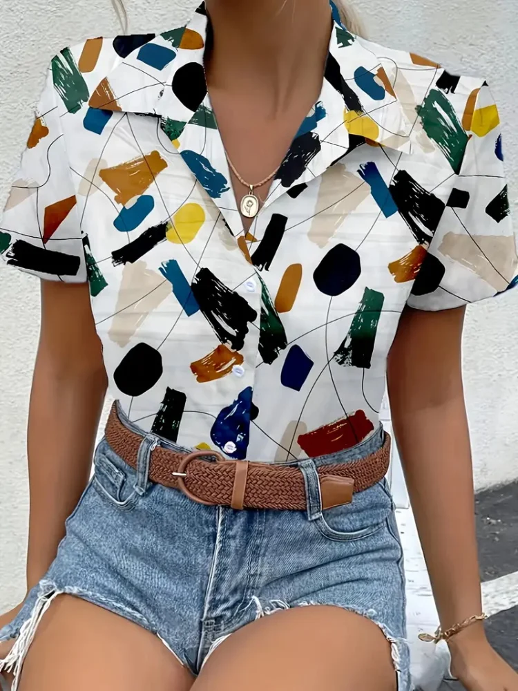 قميص نسائي صيفي بأكمام قصيرة موديل 2025 بطبعات زهور وردية هي عطلة صيفية عصرية وغير رسمية