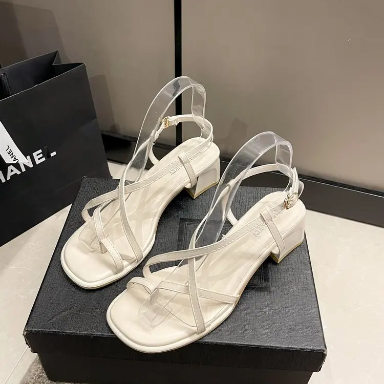 Sandali bassi Donna Abito in pelle Donna Beige 2025 Scarpe estive da donna Tacchi trasparenti Cinturino con fibbia Med Gladiatore nero con tacco