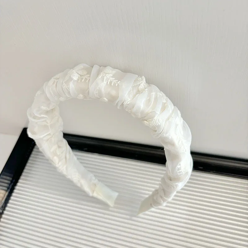

Voluminous Lace Headband French Ruffled Design Non-Slip Hair Hoop for Women Face Washing Fashion Accessories