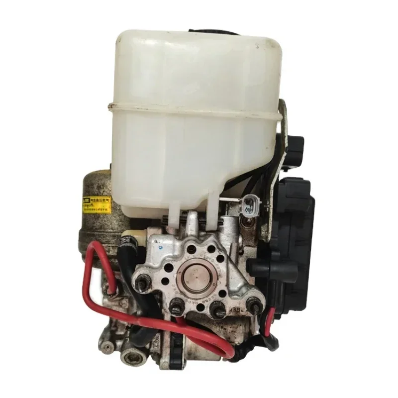 

IV 2000-2017 MR569728 Anti-lock Brake System ASC Brake Hydraulic Booster Master Pump