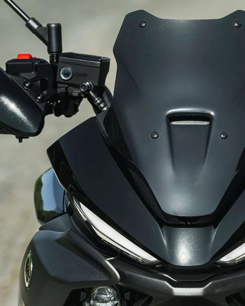 

Windshield Deflector for Yamaha Tracer 7 GT 2025, Taller Windscreen for Touring Motorcycle Wind Protection