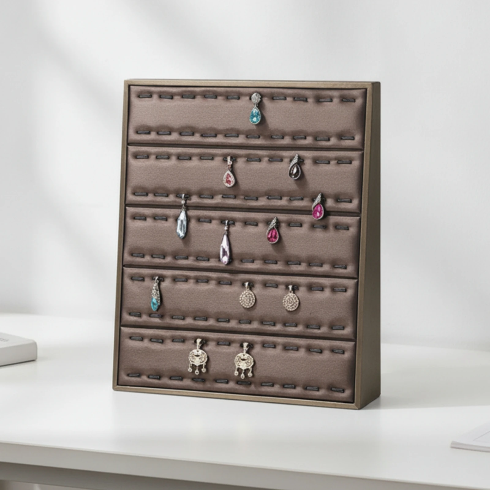 Jewelry Organizer Multifunctional Freestanding Jewelry Organizer with Stitched Slots Elegant Sturdy for Dressing Areas