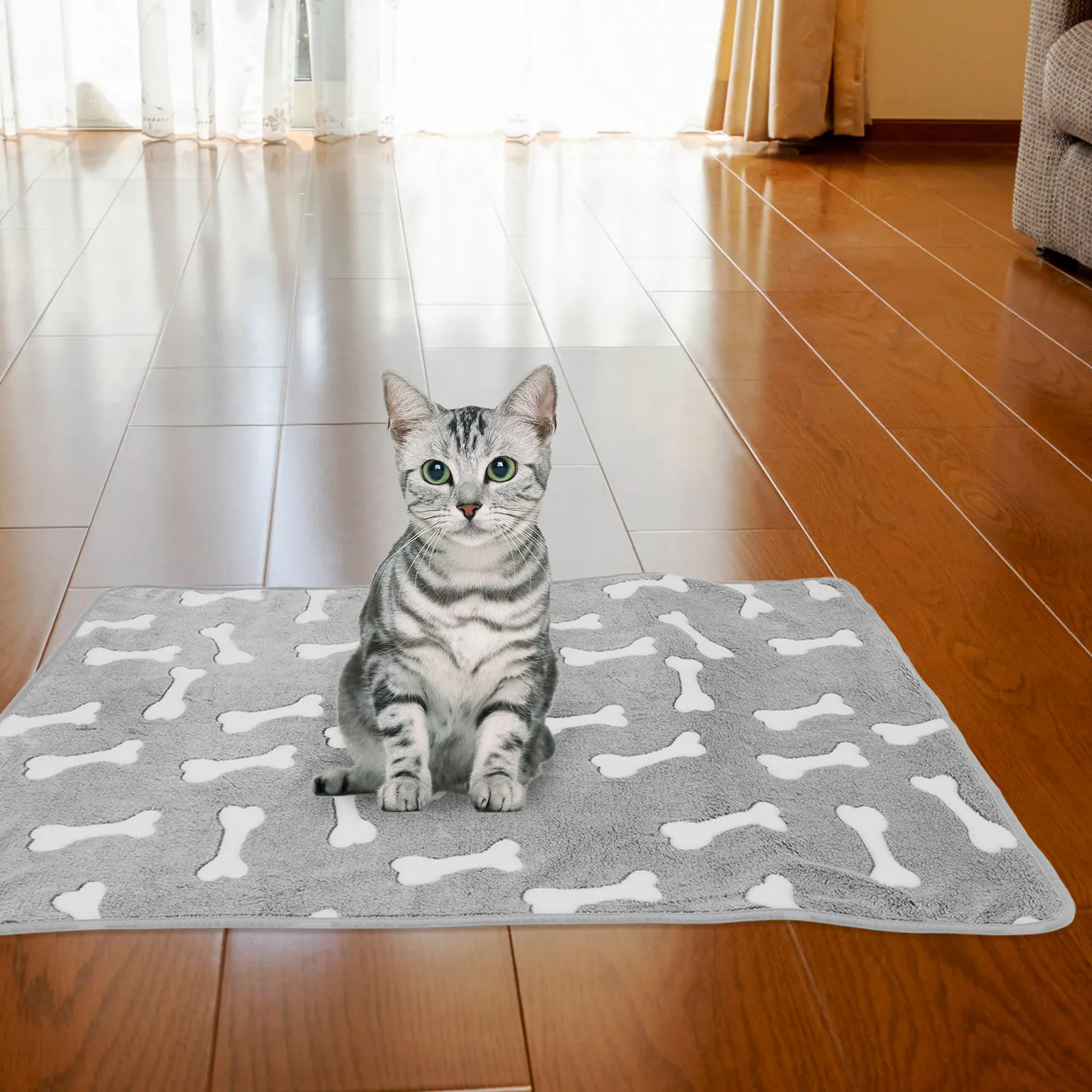 

Pet Blanket Coral Fleece Soft Thickened Warm Dog Cat Bed Sofa Throw Blanket for Winter Autumn Sleeping Mat Comfortable Cat Blank