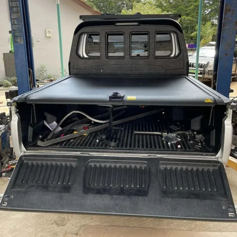 

Pickup Truck Bed Cover Aluminum Alloy Manual Retractable Roller Lid Tonneau Accessory