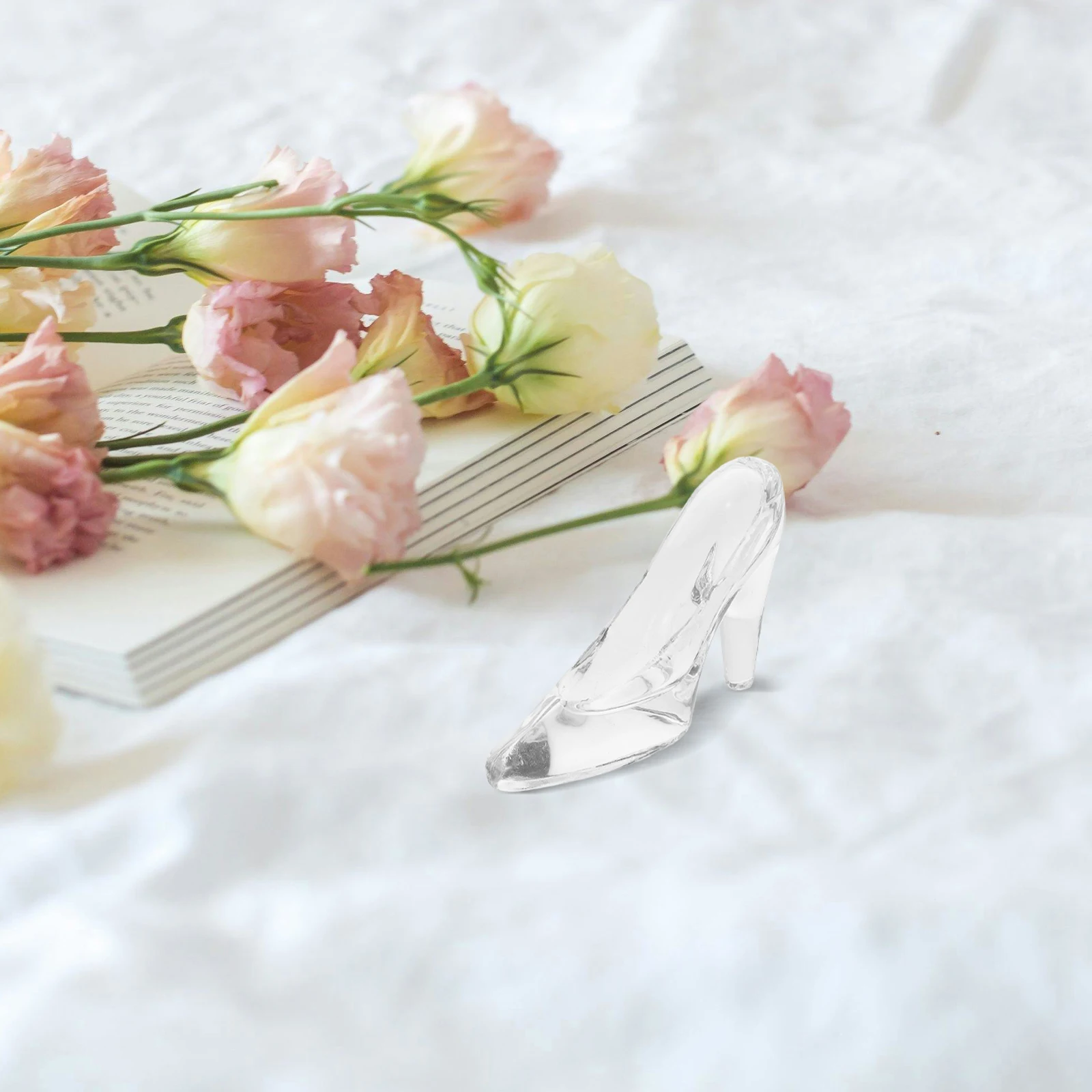 

Clear Crystal High Heel Decorations Glass Slipper for Wedding Birthday Party Decor Ceremony Tabletop Ornaments