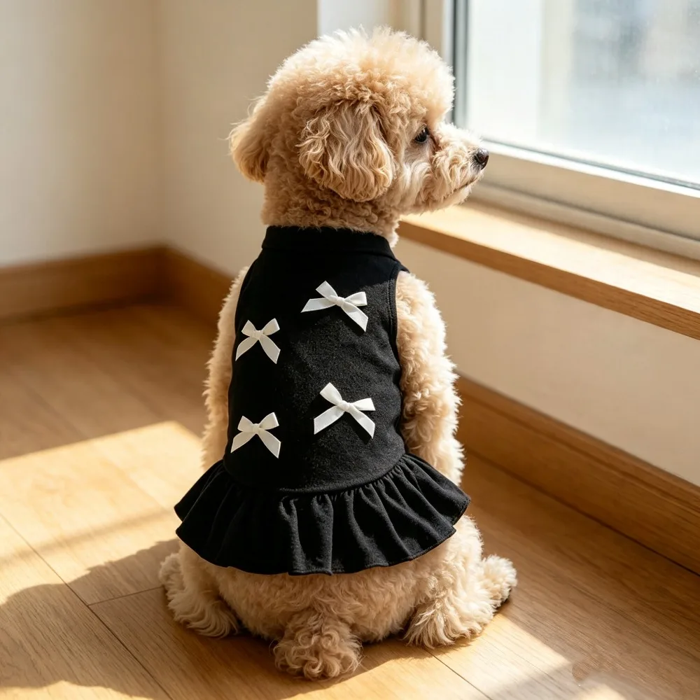1 Stück Niedliches Schwarzes Ärmelloses Haustierkleid mit Weißen Schleifen, Rüschenbesatz Welpen-Prinzessinnenrock, Sommer-Hundekleidung für Hunde & Katzen