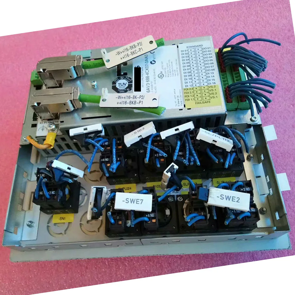 Panneau de commande 6AV 3688-4CX07-0AA0 Avec garantie