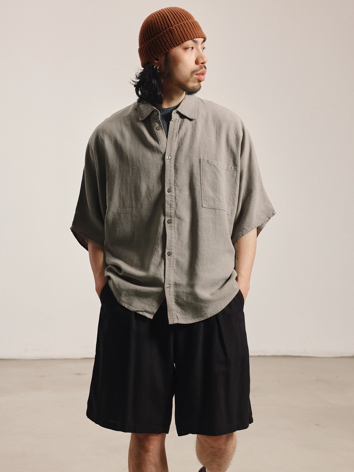 

NOEARS Cityboy Grey Linen Short Sleeve Shirt Spring Summer Layering Drapey Collar Casual Loose Fit Anti-Wrinkle Sweat-...