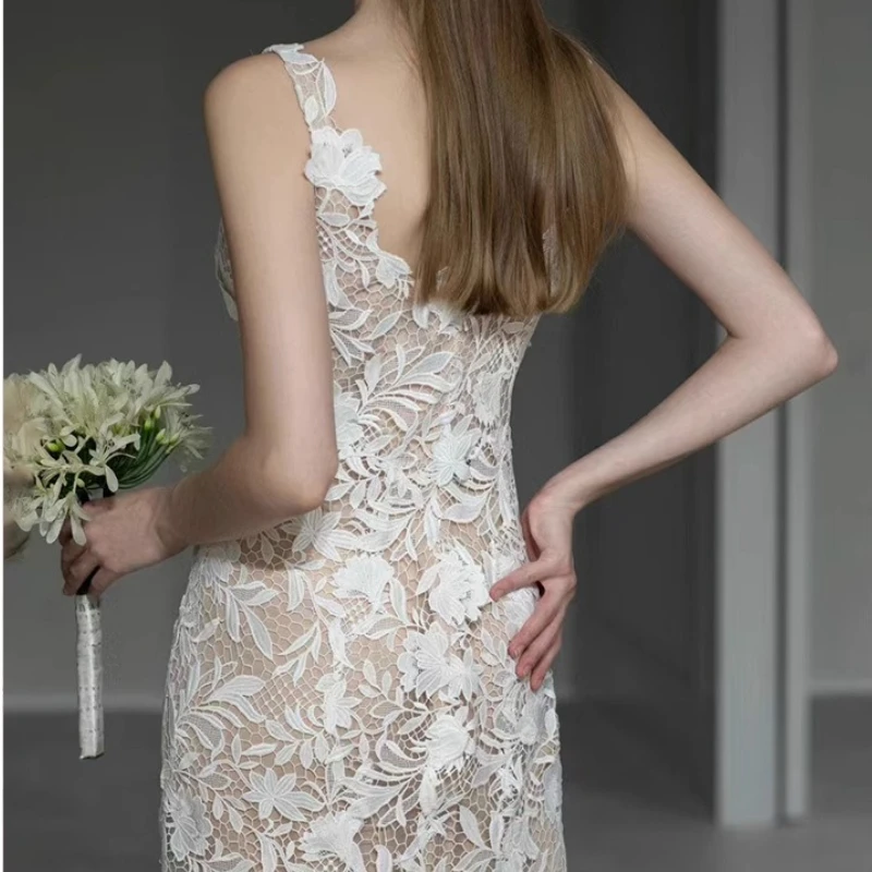 프렌치 스타일 라이트 럭셔리 화이트 레이스 캐미솔 웨딩드레스 2025 신상 가을 피쉬테일 약혼식 라이트 웨딩드레스