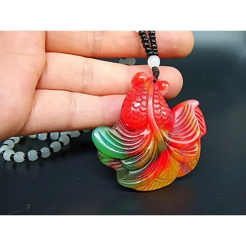 Men\'s and women\'s goldfish pendants are colorful every year, and the pendant is new.