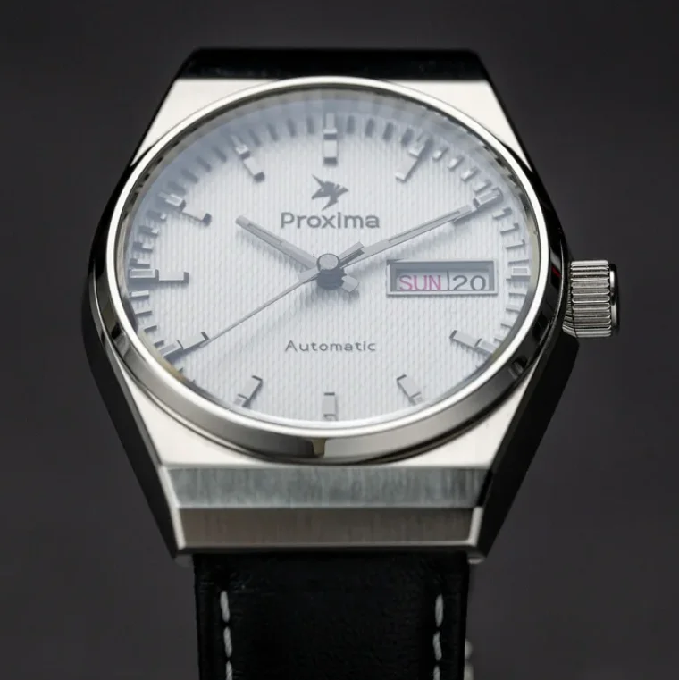 

Proxima Men Automatic Watch 38MM Mechanical Wristwatch Diver 20ATM Waterproof Luminous Sapphire NH36 Dual Calendar Week Date