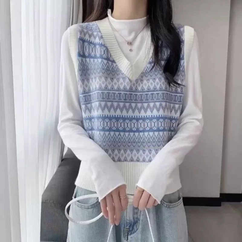 

New style of knitted vest women's base loose inner v-neck sleeveless sweater
