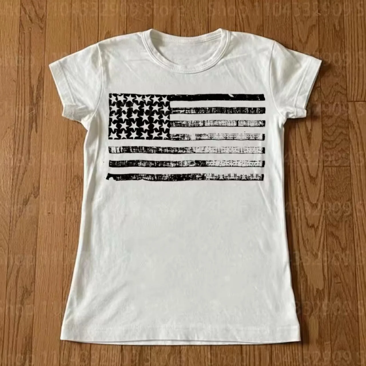 Summer 2026 New Arrivals: Relaxed Fit, Crew Neck, Y2K Style, Printed T-Shirt. Unisex Design, Stylish and Suitable for Any Occasi