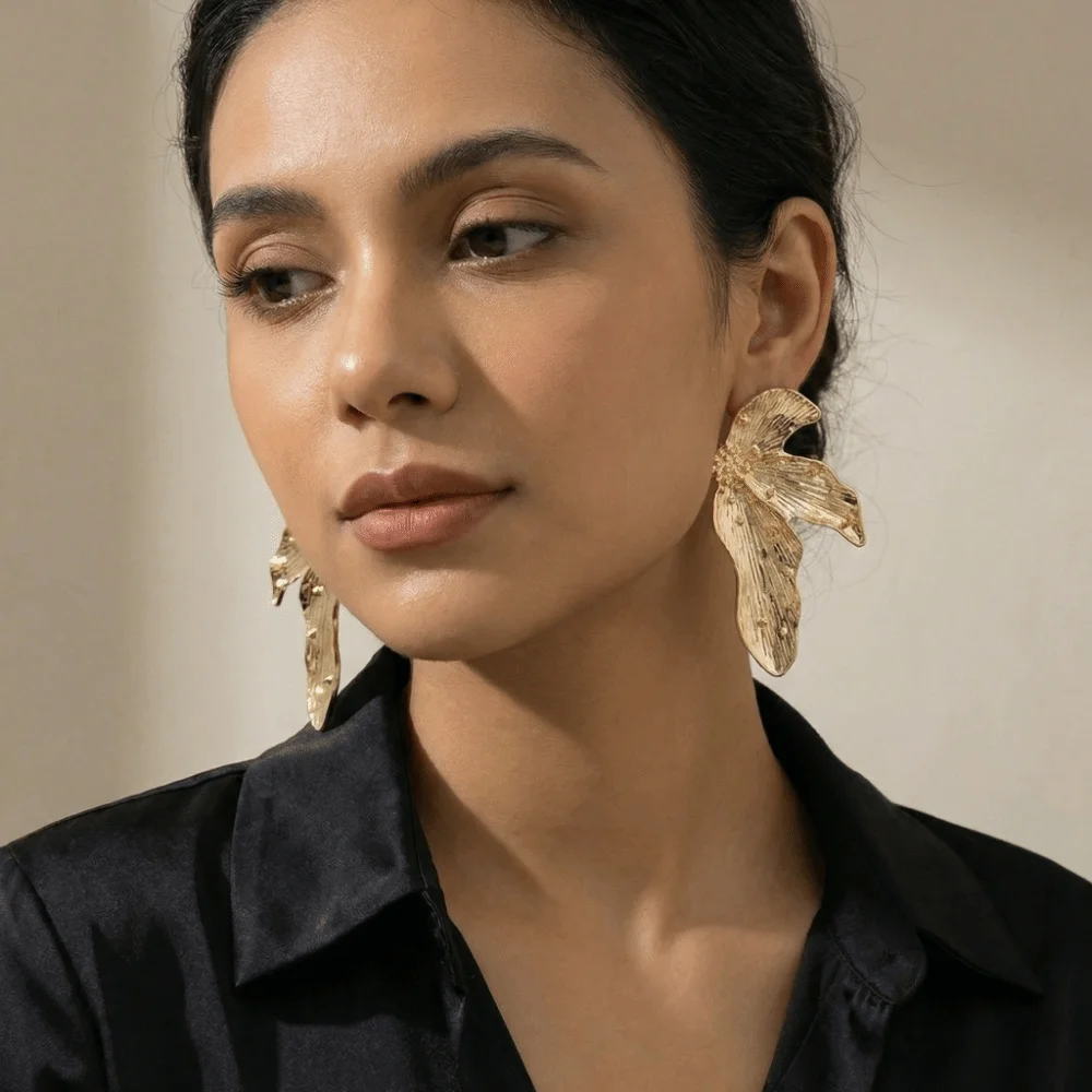 Gold Color Leaf Earrings Exaggerated Irregular Wrinkled Texture Metal Geometric Earrings Personality Vintage Style