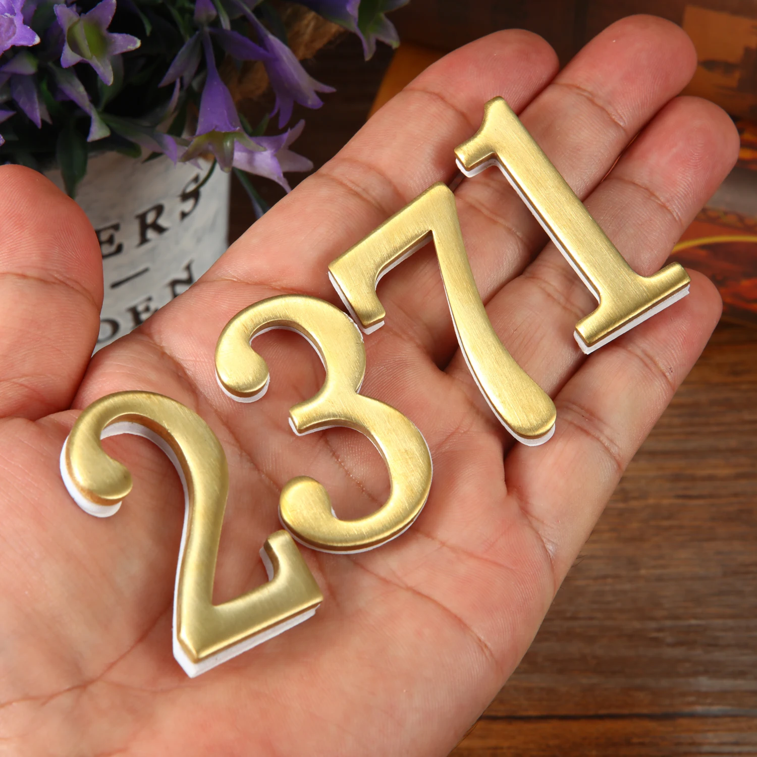 1PCS Copper House Number Self-Adhesive 3D Numeral Door Plaque Hotel Home Sticker Address Mail Box Label #0-9 Home Decoration