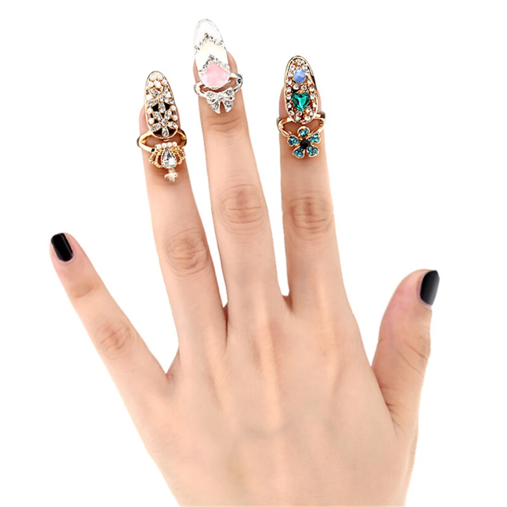 Exquisite Rhinestone Nail Ring Luxury Crown Finger Accessories for Women Fashion Bride Wedding Jewelry Delicate Party Gifts
