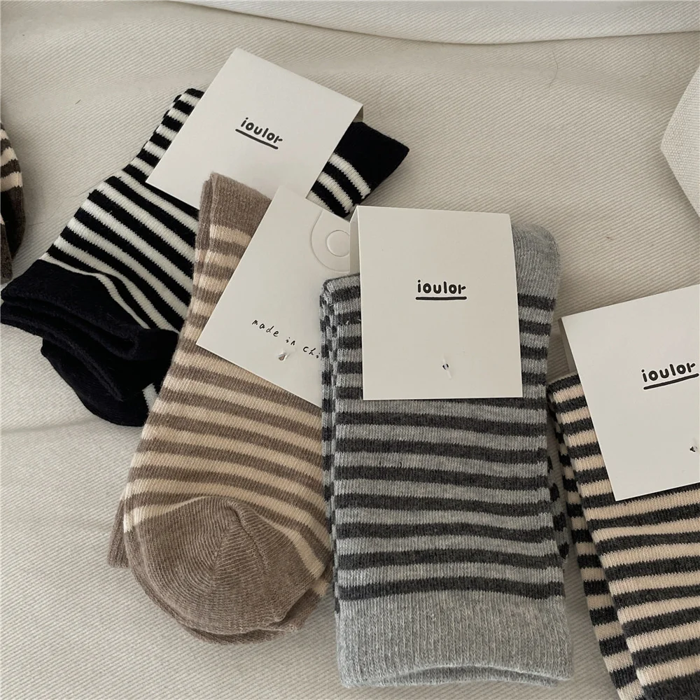 Korean Simple Colored Striped Cotton Socks Women’s Autumn Winter Breathable Middle Tube Socks College Style Trendy Casual Socks