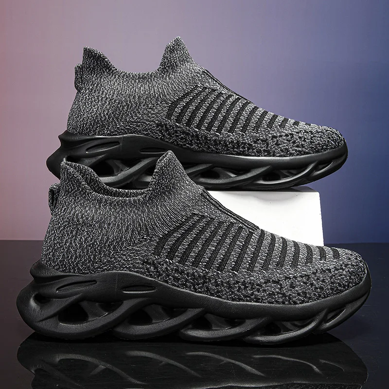 

Outdoor Men Sneakers Thick Soled Cushioning Casual Sports Shoes Gym Breathable Vulcanized Shoes Mesh Lace Up Size 39-48