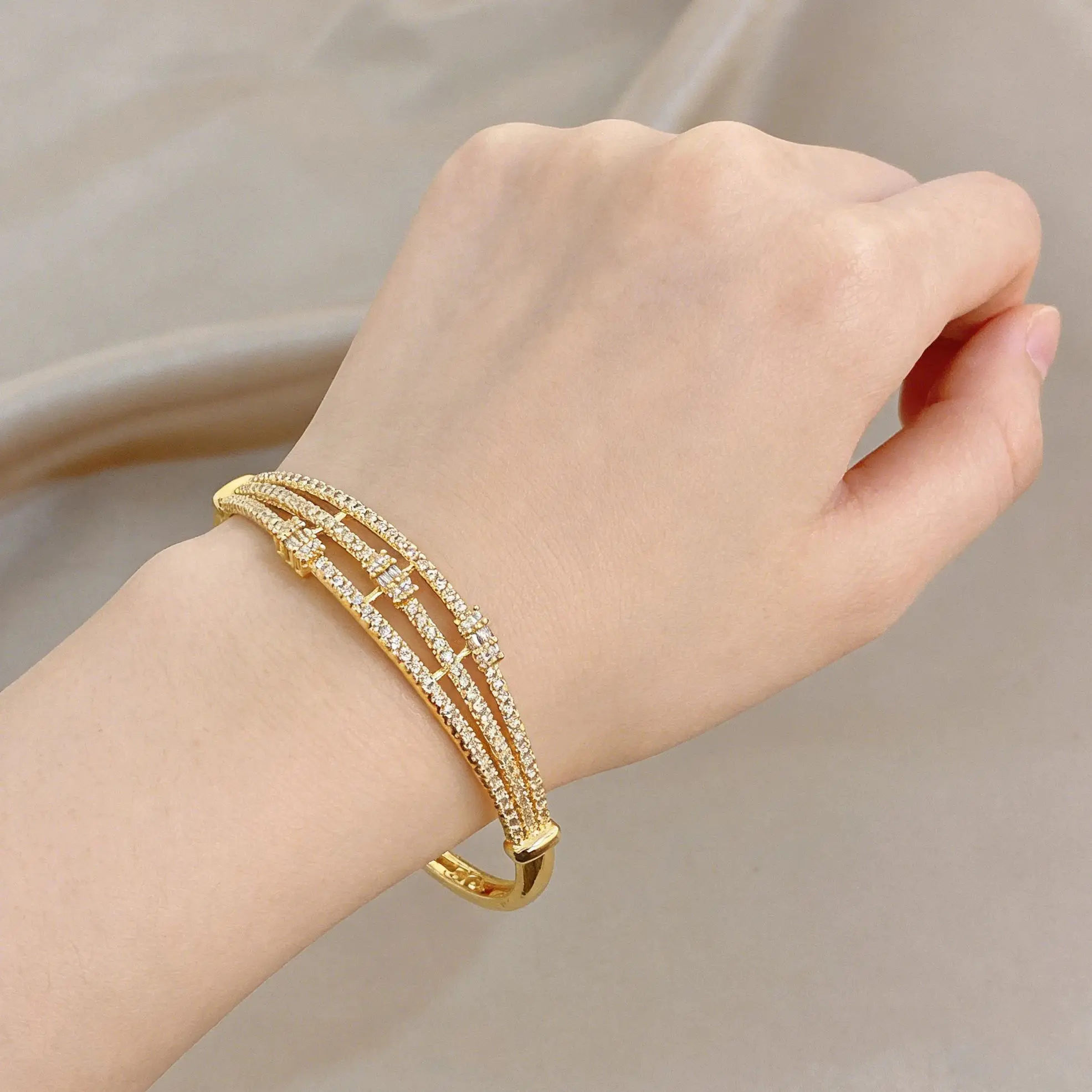 

Elegant Three Layer Rhinestone Geometric Bangle for Women Shiny Gold Plated Spring Opening Bracelet Feminine Jewelry Gift New