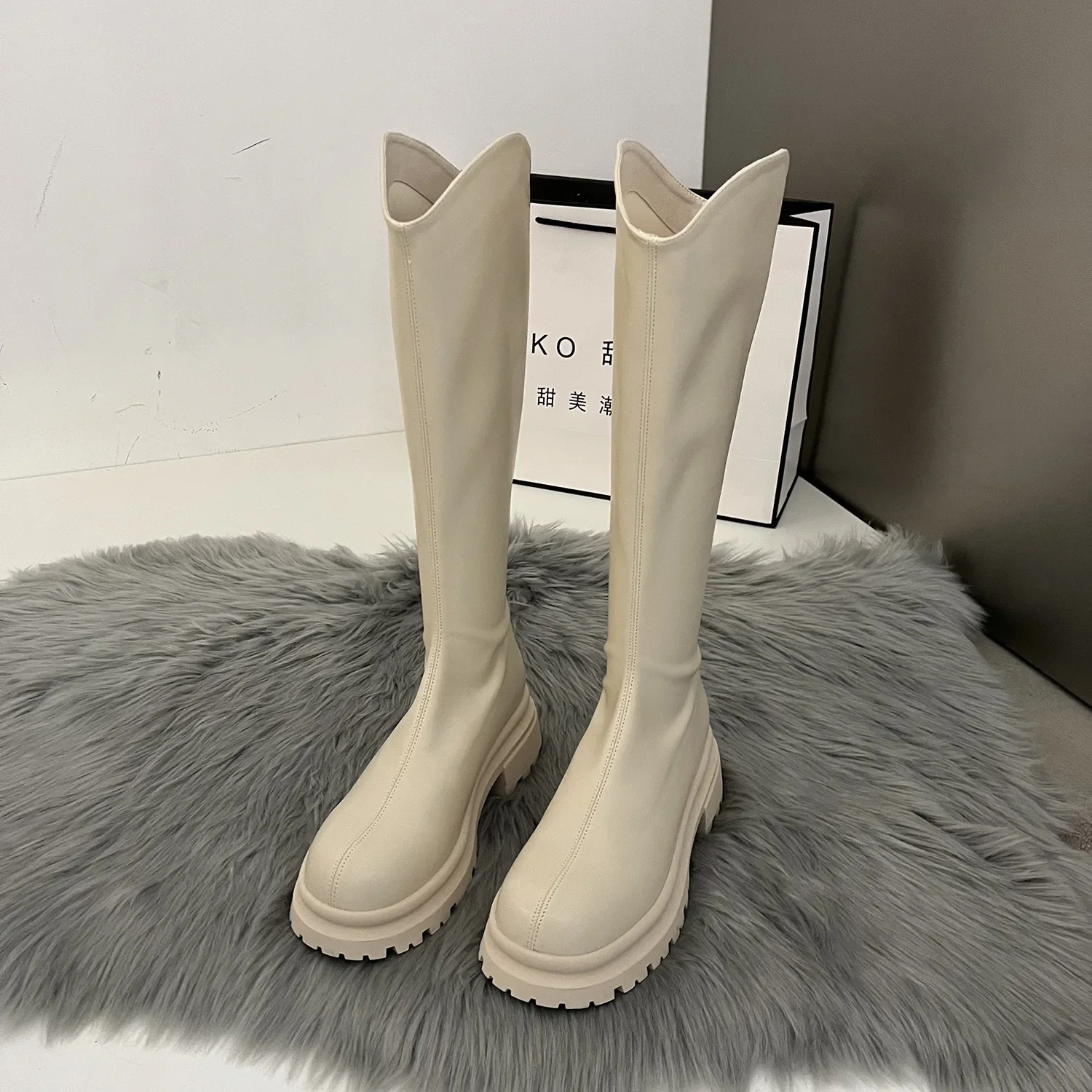 Retro Einfarbige Stiefel Damen Kniehohe Stiefel Mode Rückseitige Reißverschlüsse Ritterstiefel Quadratische Absätze Herbst Winter Damenschuhe – Detail 5