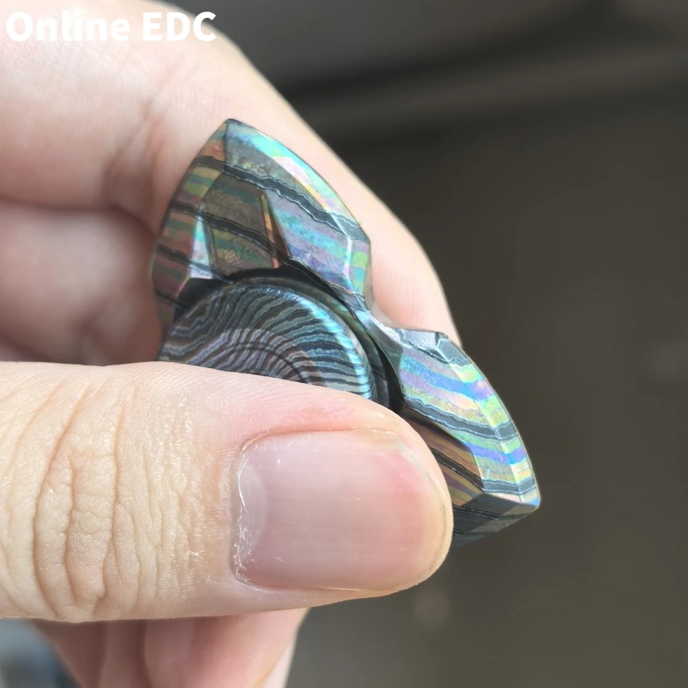 ฟิดเจ็ตสปินเนอร์มือสอง NOVO STUDIO EDC Apache OG Zircuti แบบสามใบพัด