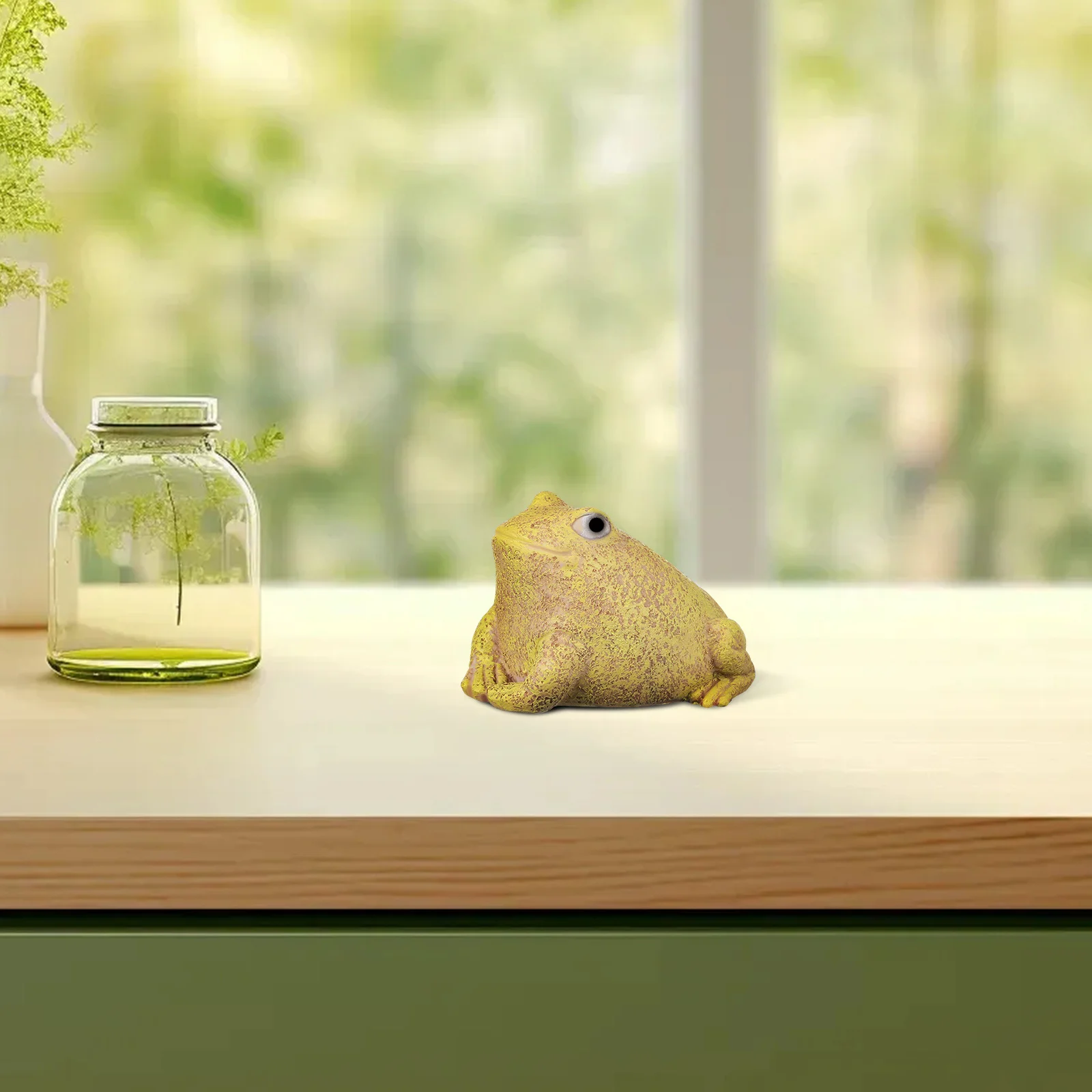 

Creative Frog Key Hider Outdoor Resin Garden Decor Fake Frog Hidden Key Holder Secure Storage Box for Keys Frogs for Garden