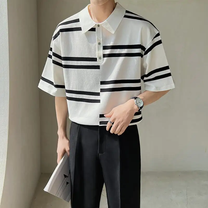 

2023 New Men Knitwear T-Shirt Striped Knitted Fashion Casual Lapel Short Sleeve Slim Polo Shirt Summer Newest T-Shirt Tops M164