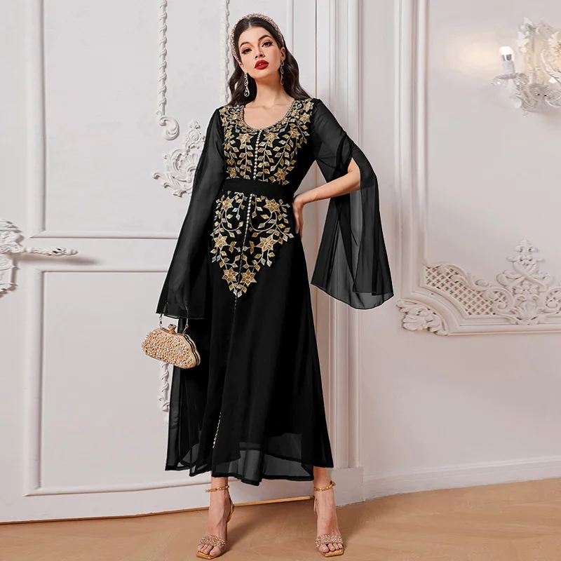 

Luxury Embroidery Arabian Muslim Dresses Elegant Women's Appliques Dress Cape Sleeves Belted Islamic Long Dress Bridesmaid Dress