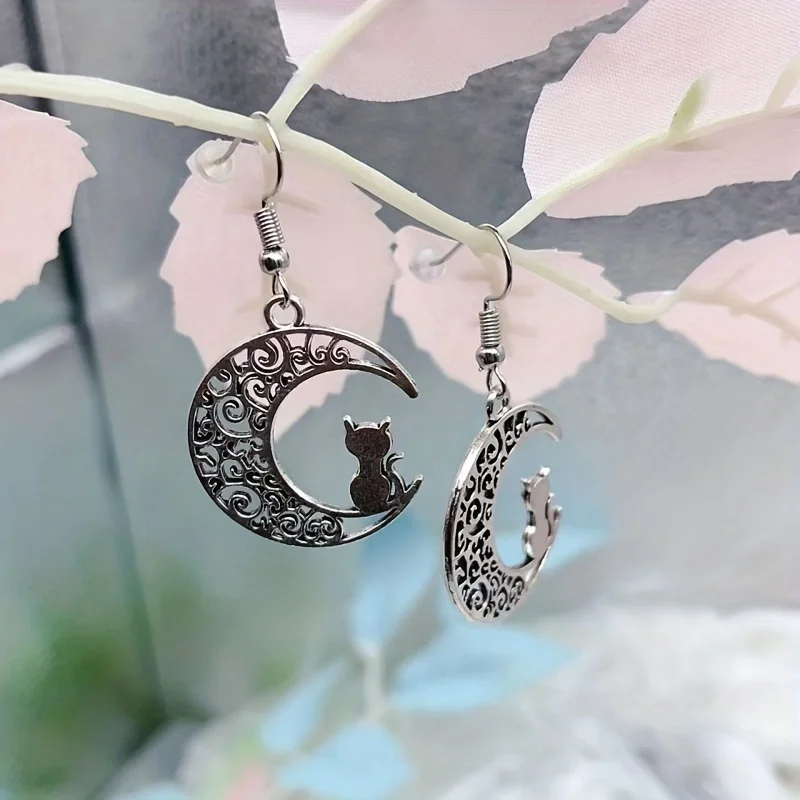 10pcs zinc alloy moon cat earrings. Women's earrings, the best choice for gifts