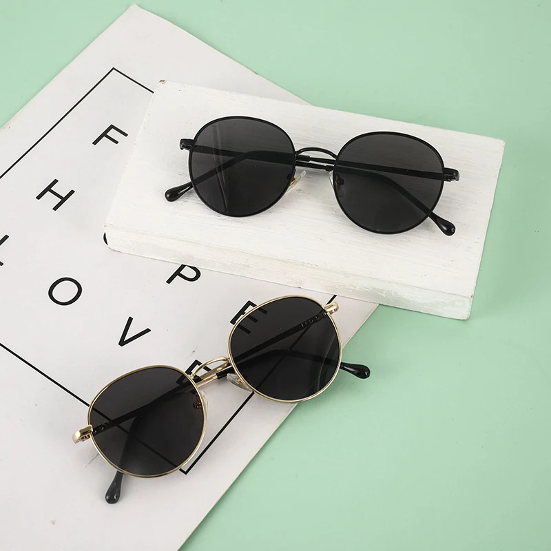 Universelle Sonnenbrille mit rundem Rahmen für Damen und Herren, einfach, stilvoll, Sonnenschutz, UV-Schutzbrille, neu