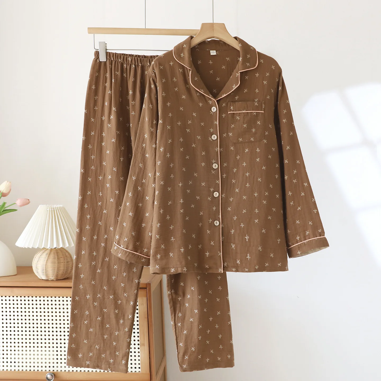 

Brown Color Small Bow Printed Cotton Trousers Pajamas Set for Women Spring Turn-Down Collar Long Sleeve Sleepwear Women Clothes