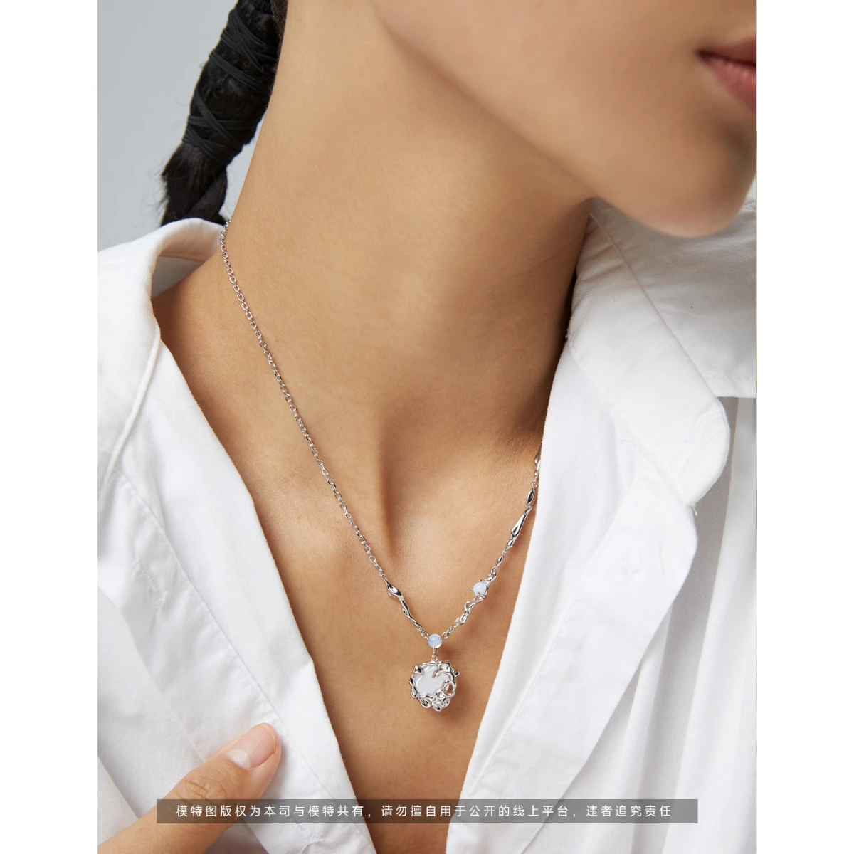 

S925 pure silver plated with 18k gold | opal | mother shell necklace | length 40+6cm 100306