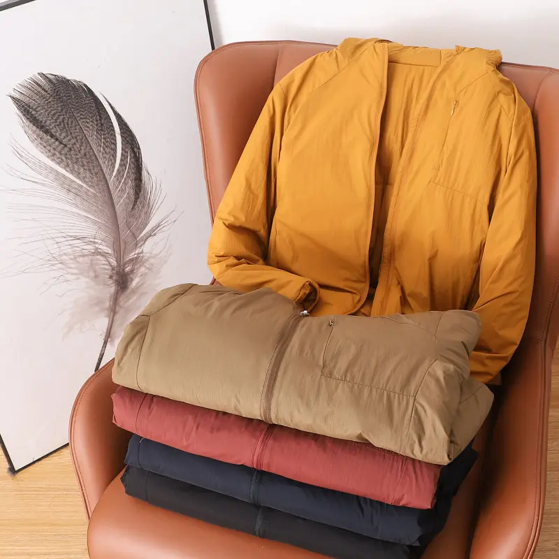 Outdoor-Herrenjacke aus Tech-Baumwolle mit Kapuze, gefüttert, 2026 Herbst-Winter, leicht, flauschig, kältebeständig, wasserdicht, lässiger warmer Parka. – Detail 2
