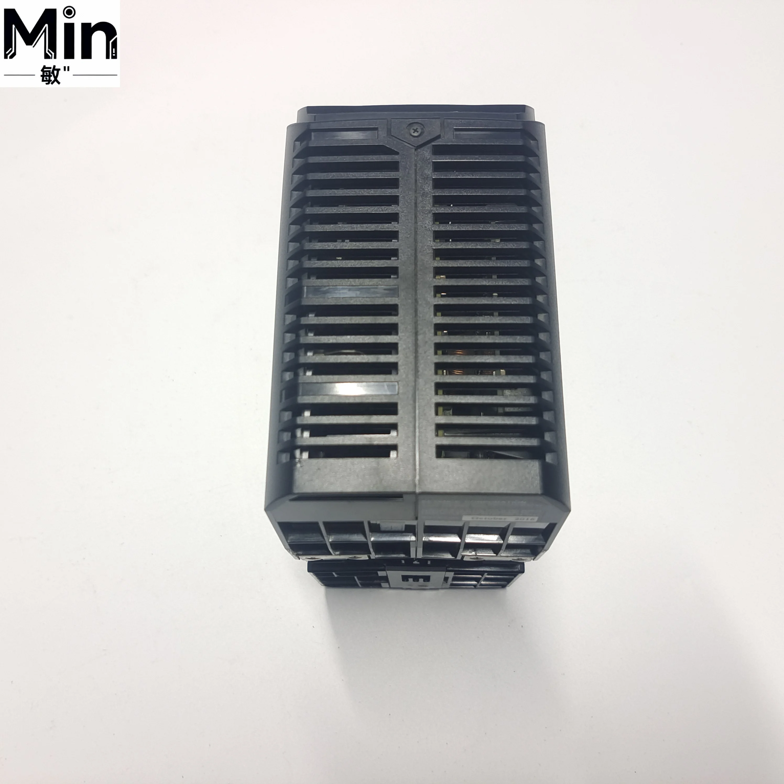 

Высокоскоростной 2D-контроллер профилирования Keyence LJ-V7001P 2025 года