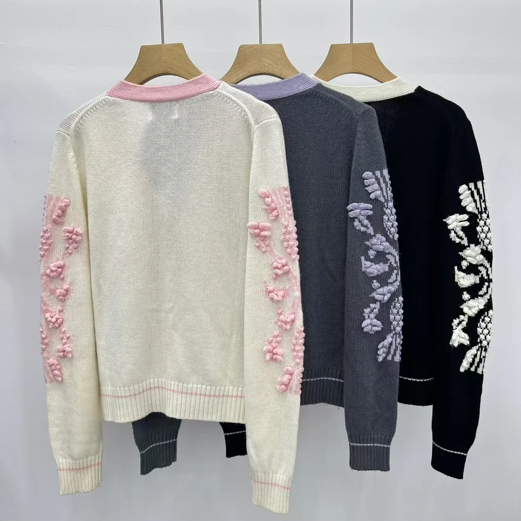 2024 new V-neck embroidered letter flower temperament commuting long sleeved cardigan sweater