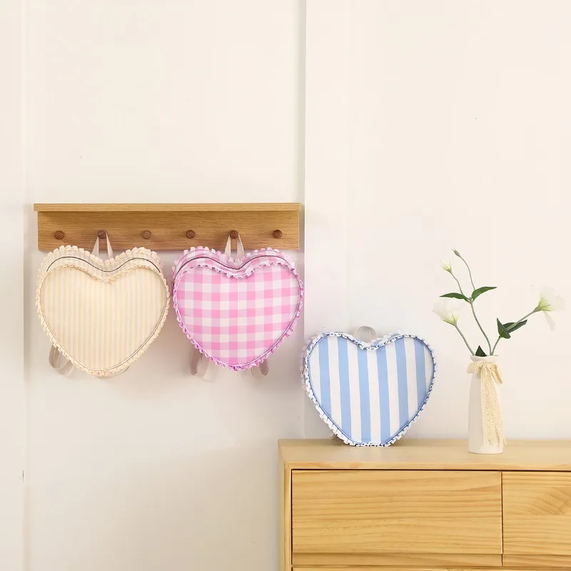 New Ruffled Heart Makeup Bag, Stylish Minimalist Heart Cosmetic Storage Pouch, Short Trip Travel Toiletry Bag